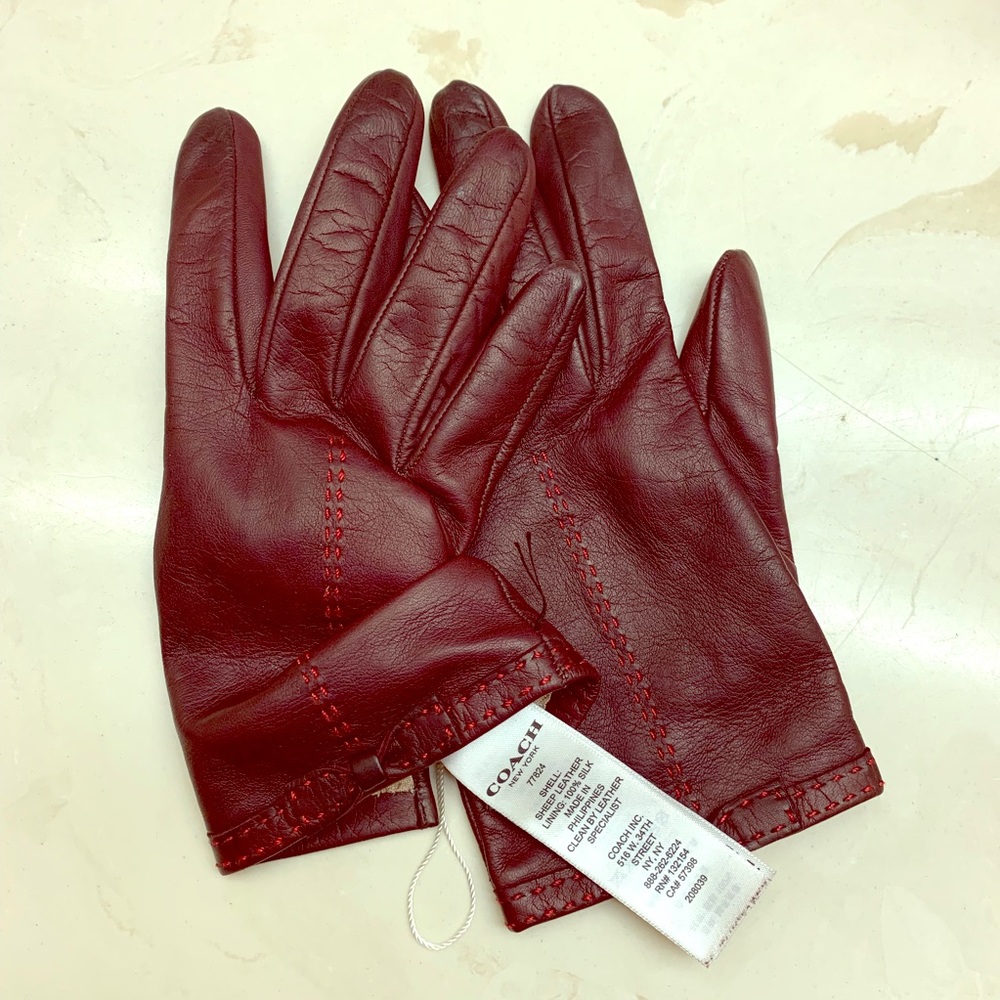 Coach leather gloves